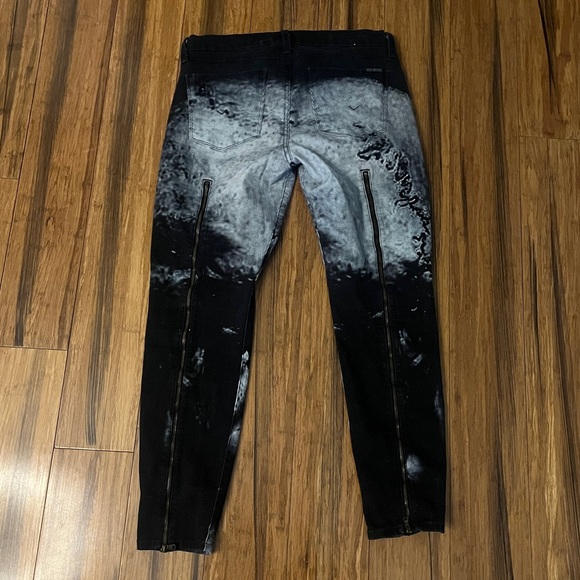 Hudson Super Skinny Jeans Rare Edition Skull Print, Size 30 - Picture 7 of 13